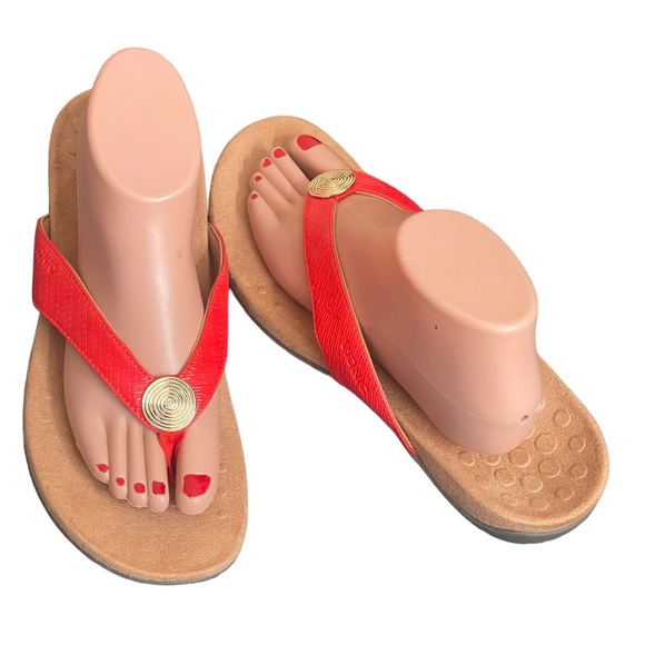 Vionic Hilda Wovent/TVW5558 red sandals size 9.5 - Picture 1 of 14